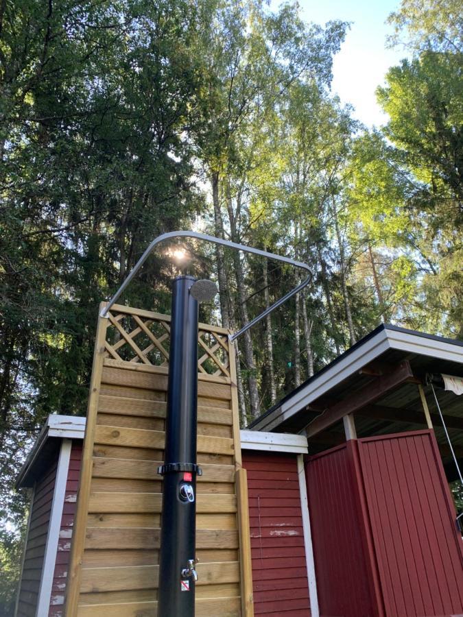 Sjoenaera Stuga Norrtälje Buitenkant foto